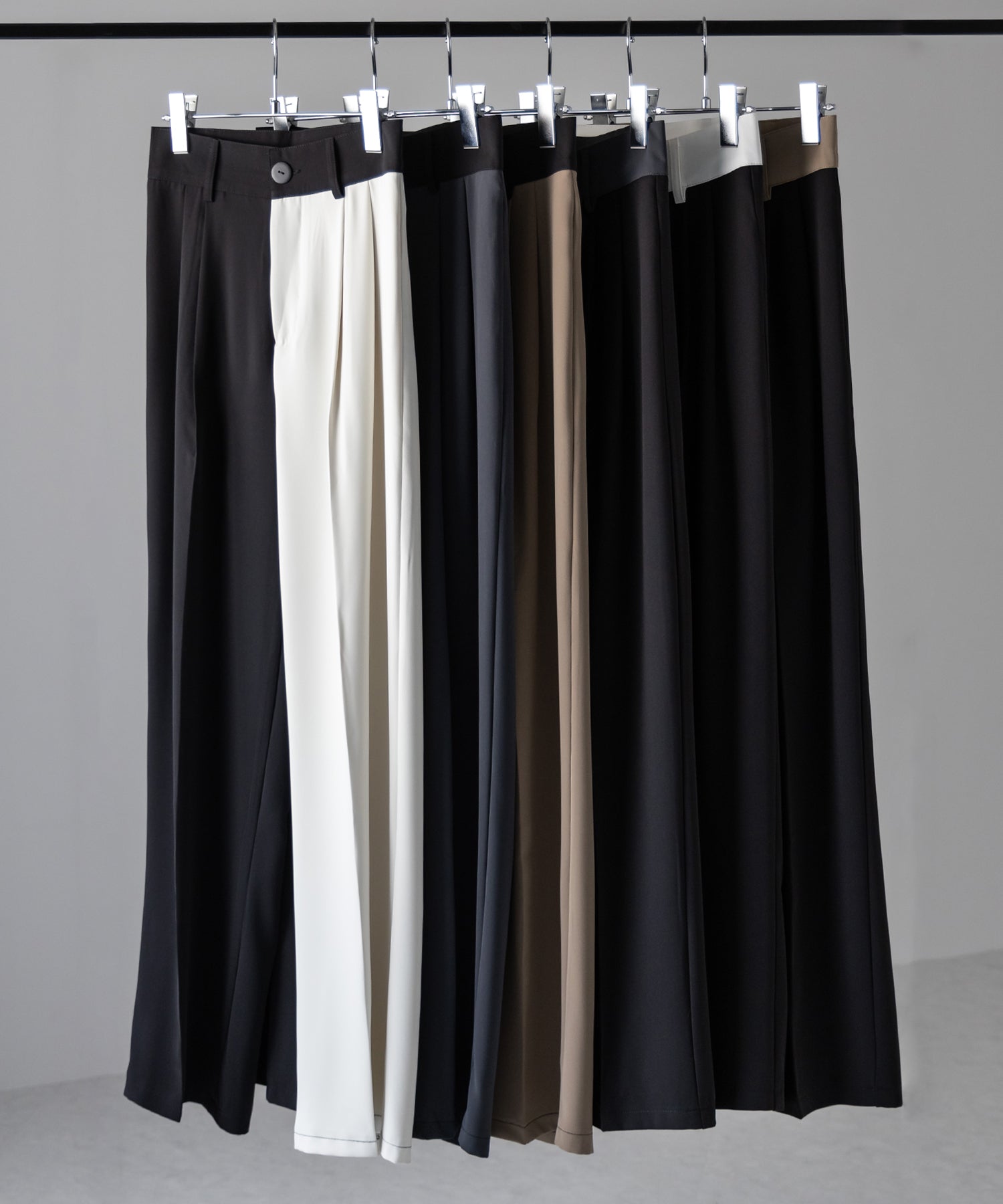 【 5SIZE 】バイカラー太ベルトハイウエストタックスラックス
