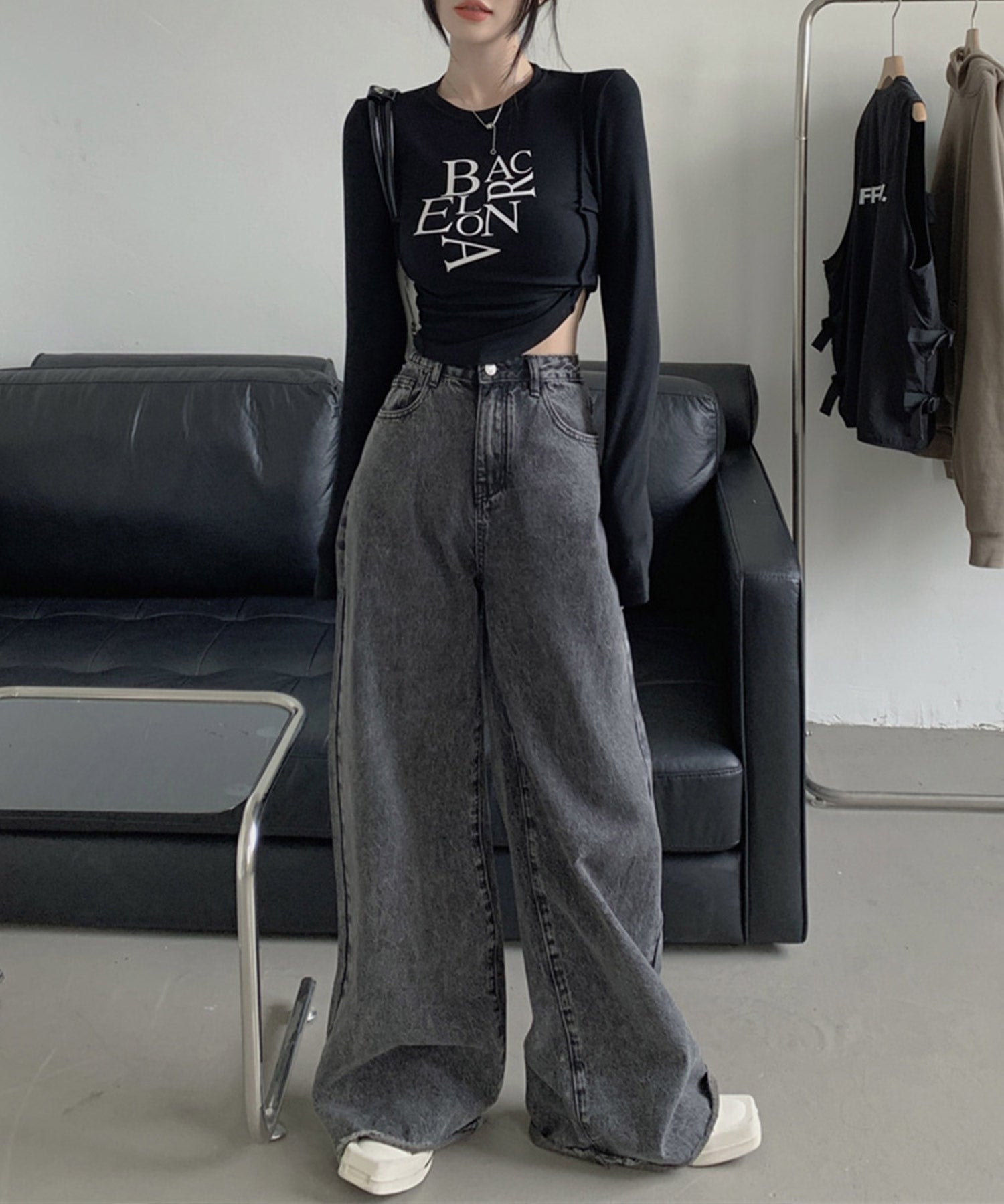 BACロゴレタリングスリムラインTシャツ