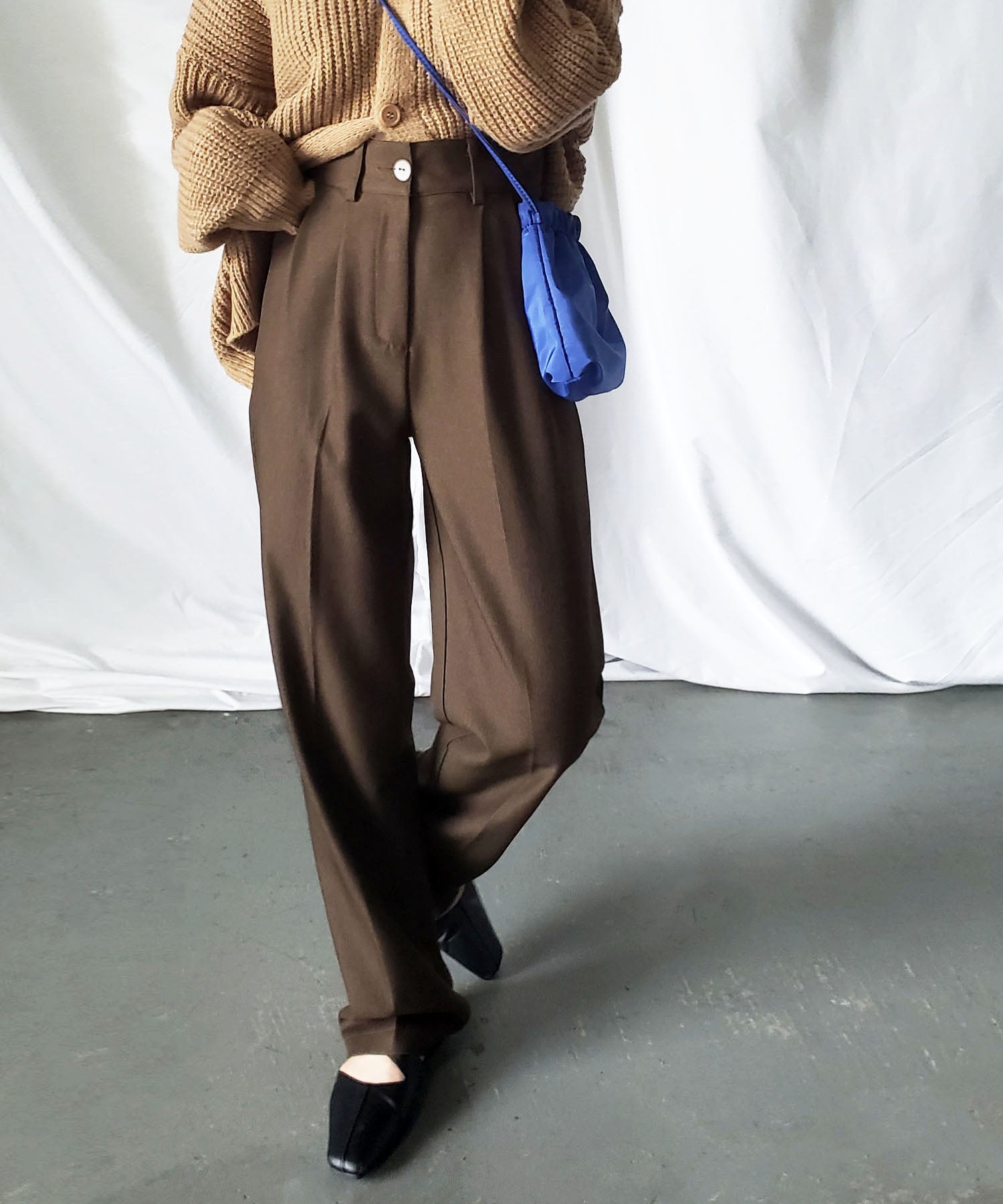 【 秋冬素材で新登場! 】太ベルトハイウエストウールライクカラータックスラックス