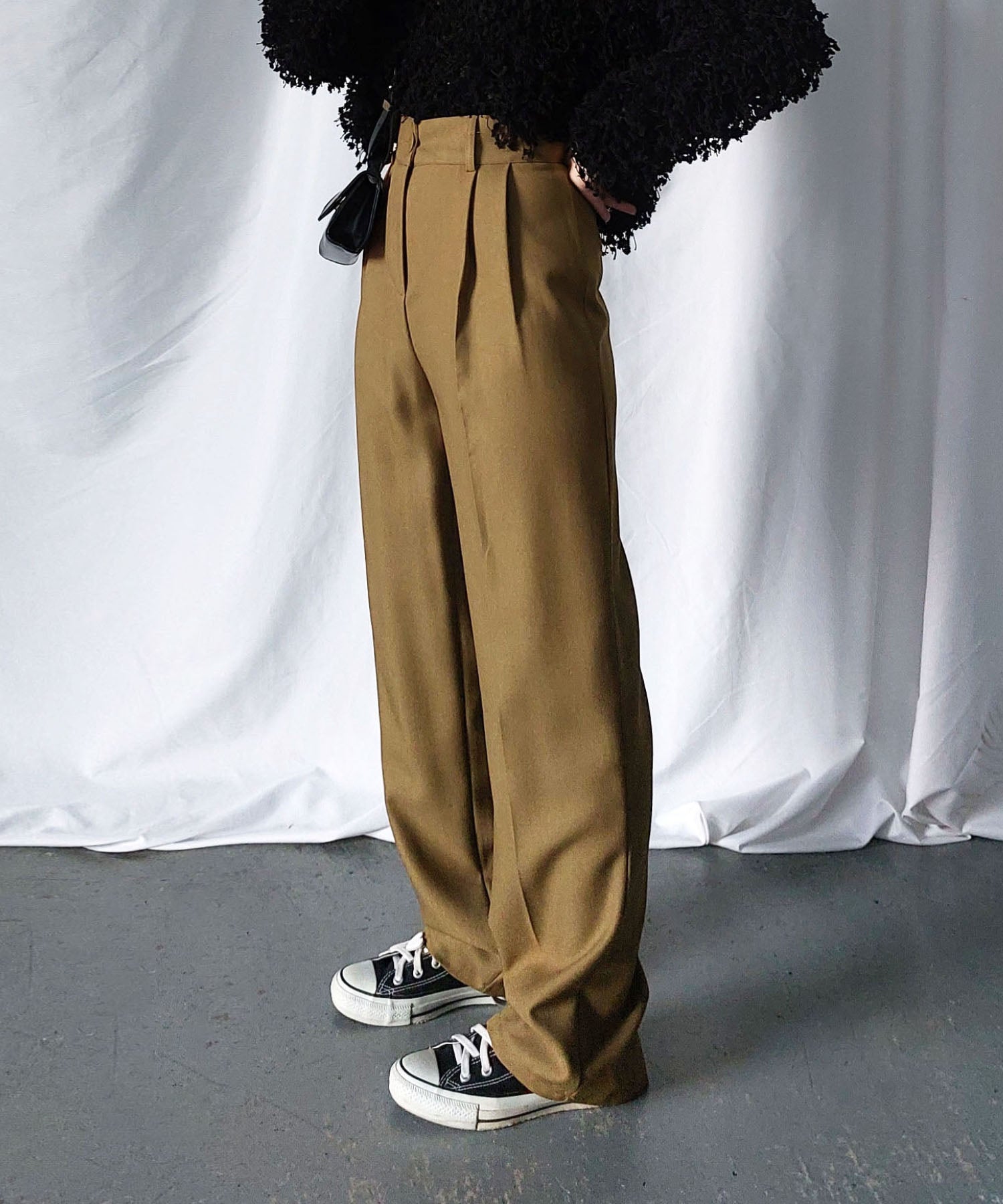 【 秋冬素材で新登場! 】太ベルトハイウエストウールライクカラータックスラックス