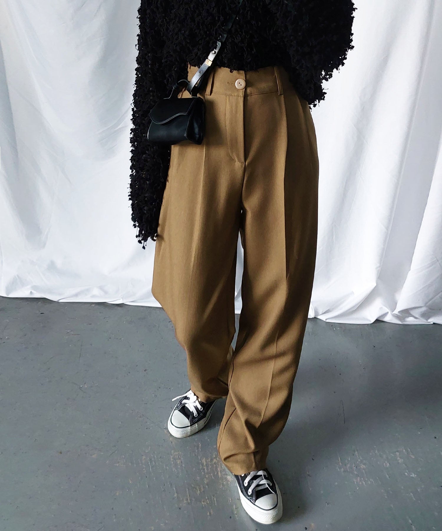 【 秋冬素材で新登場! 】太ベルトハイウエストウールライクカラータックスラックス