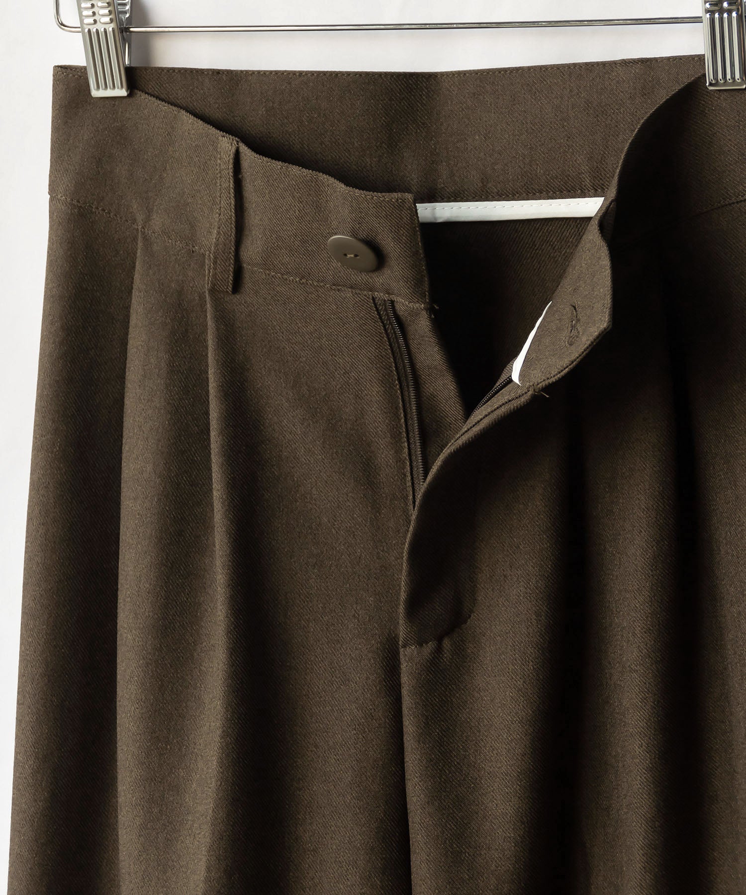 【 秋冬素材で新登場! 】太ベルトハイウエストウールライクカラータックスラックス