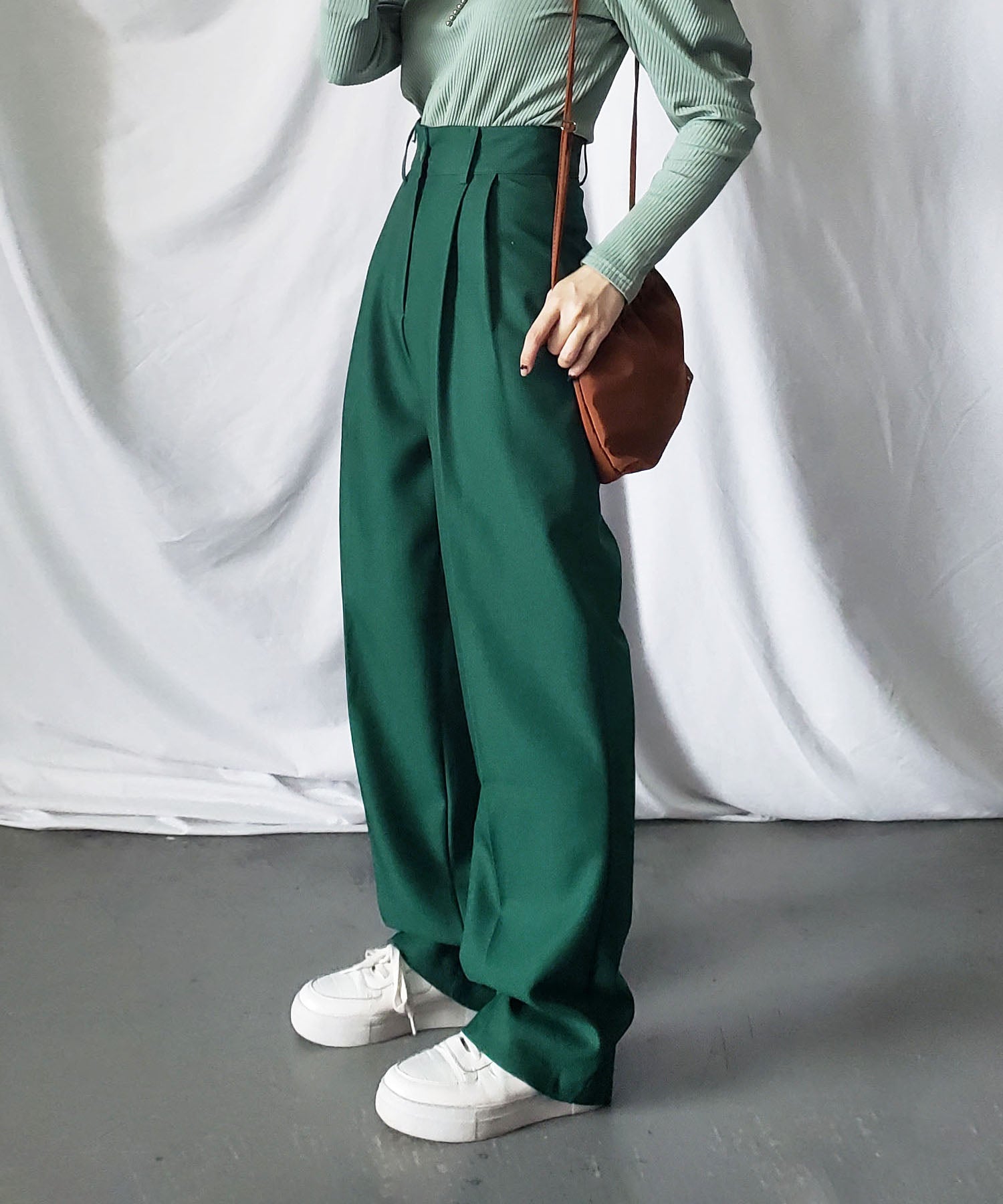 【 秋冬素材で新登場! 】太ベルトハイウエストウールライクカラータックスラックス