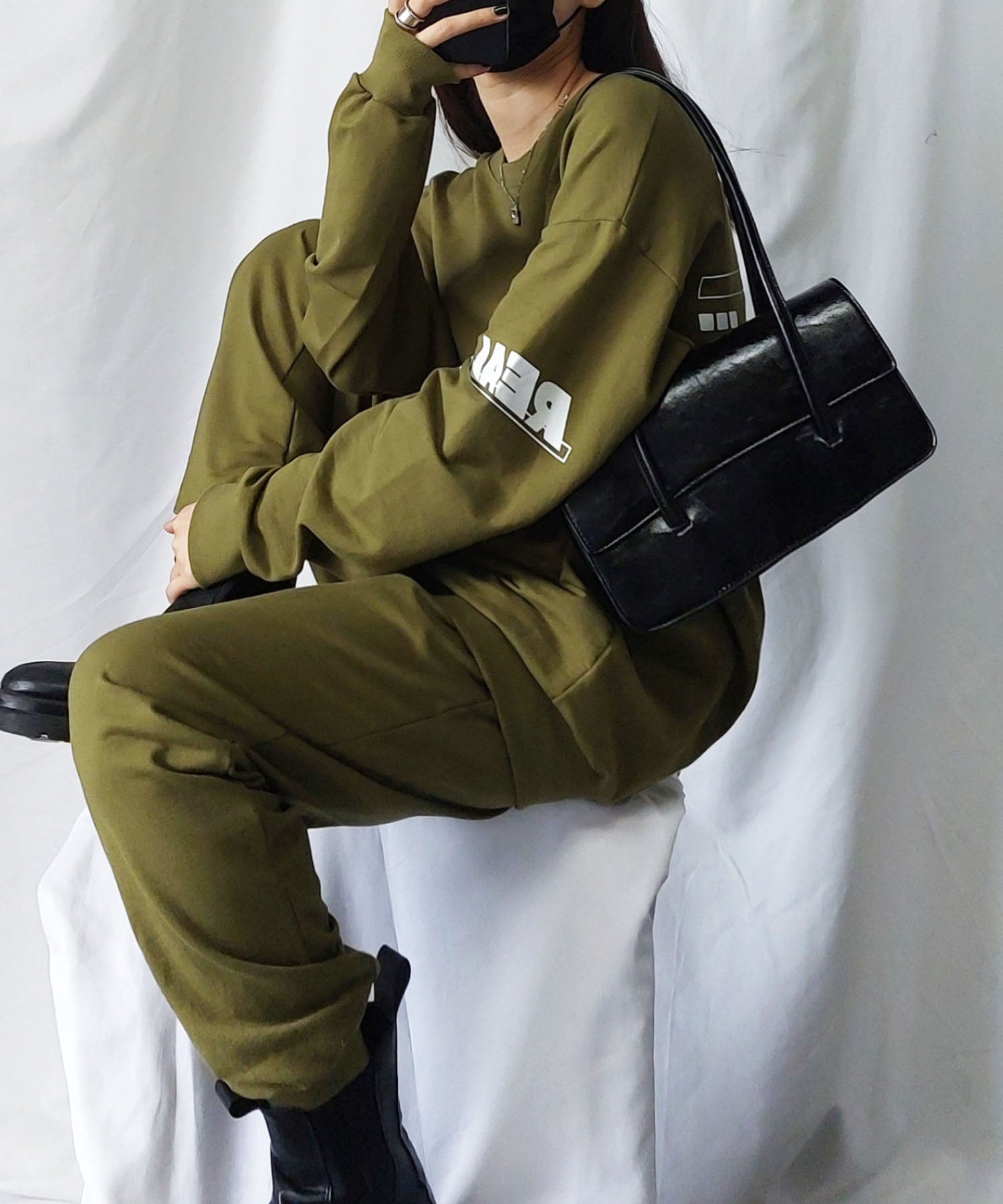 【上下2点セット】ストリートロゴスウェット&ジョガーパンツルームウェア≪ NEW COLOR新登場! ≫
