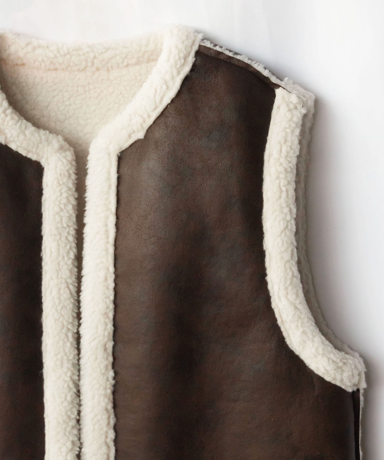 【 リバーシブル 】2WAY エコムートンボアベスト