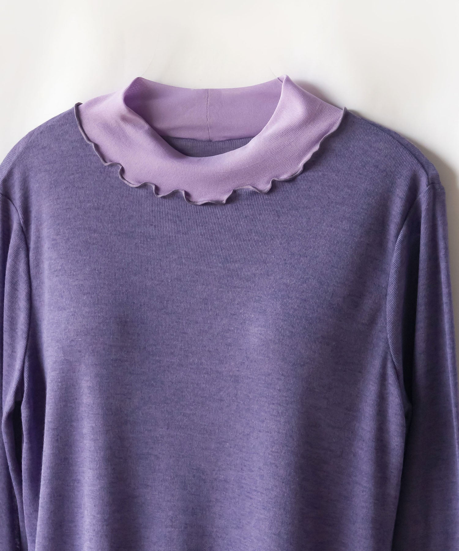 シアー切替プチハイネックメロートップス