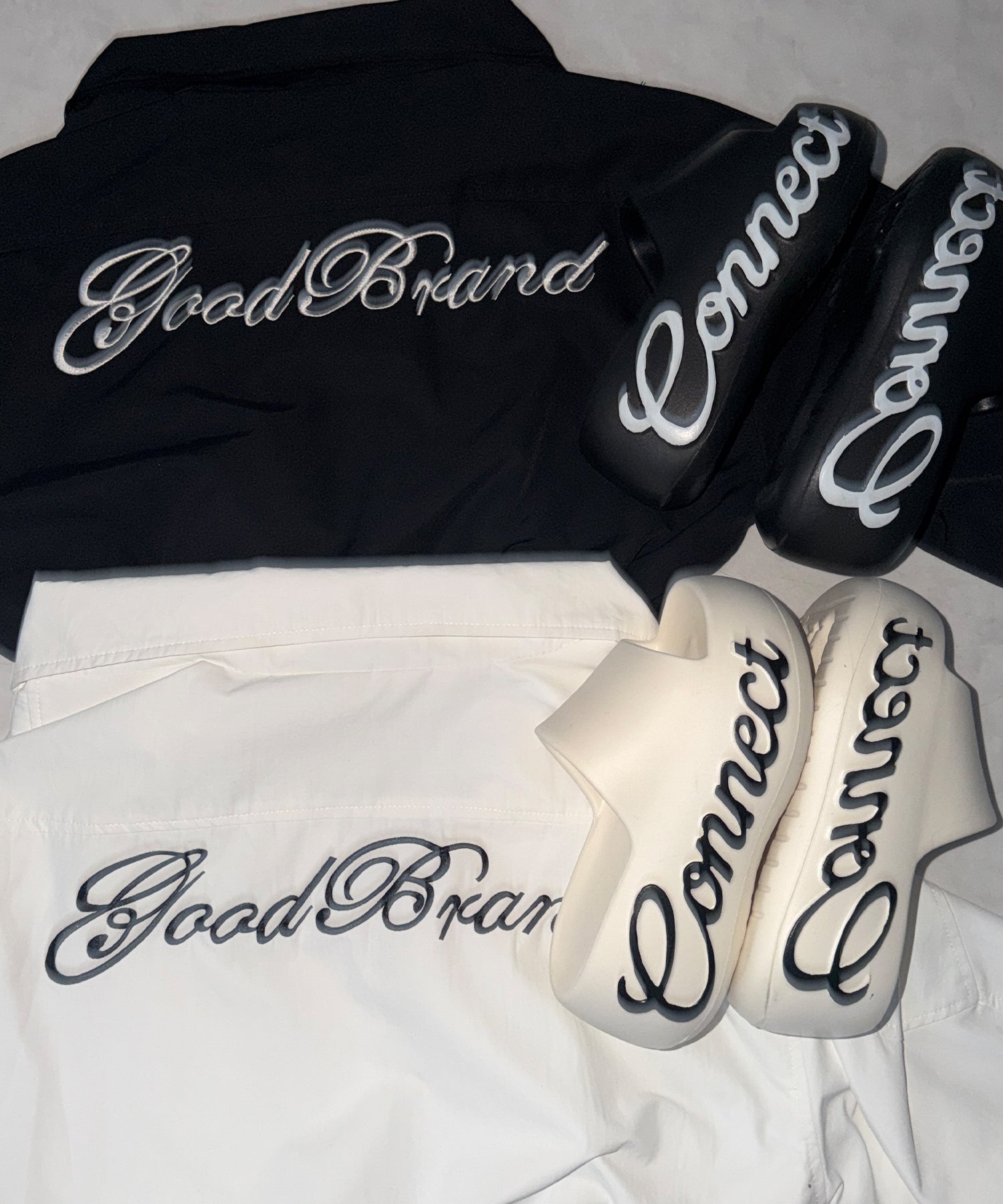 レタリングバックロゴスタンドカラーショートブルゾン ／ lettering back logo stand collar short blouson