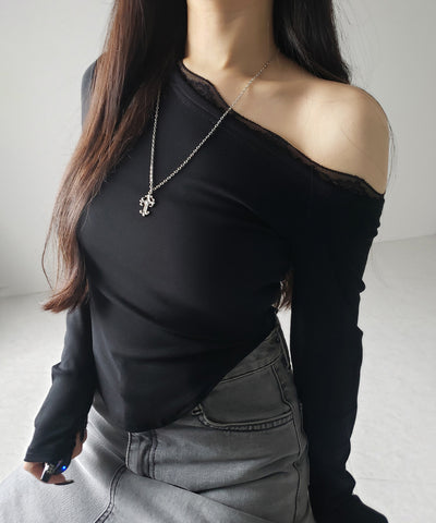 【 ２color 】ワンショルダーレースポイントスリムカットソートップス ／ one shoulder lace point slim cutsew tops