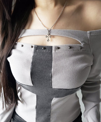 十字架ヴィンテージクロスオフショルスリムリブトップス ／ vintage cross offshoulder slim lib tops