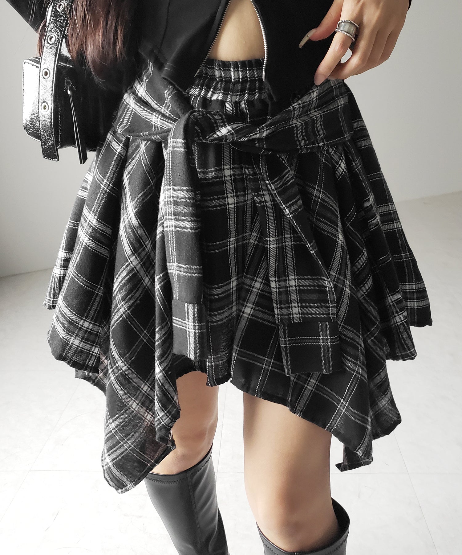 【 選べる２素材／インナーパンツ裏地付 】シャツレイヤードチェックミニスカート ／ shirt layered check mini skirt