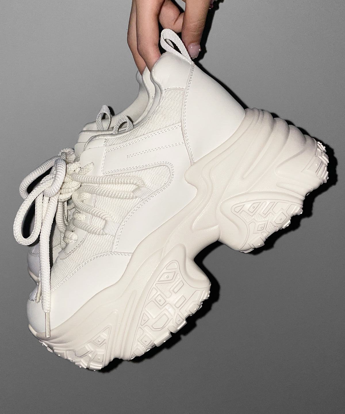 【 +10.5cm盛れ 】レースアップ厚底スニーカー ／ +10.5cm lace-up platform sneakers