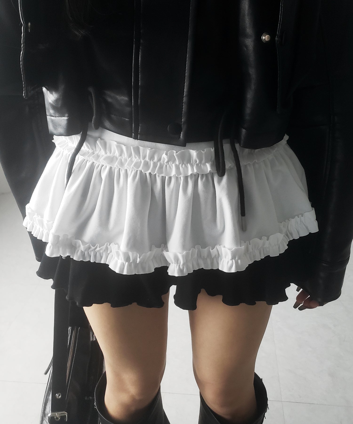 【 ３color 】裾フリルレイヤード長袖トップス ／ hem frill layered long sleeve tops