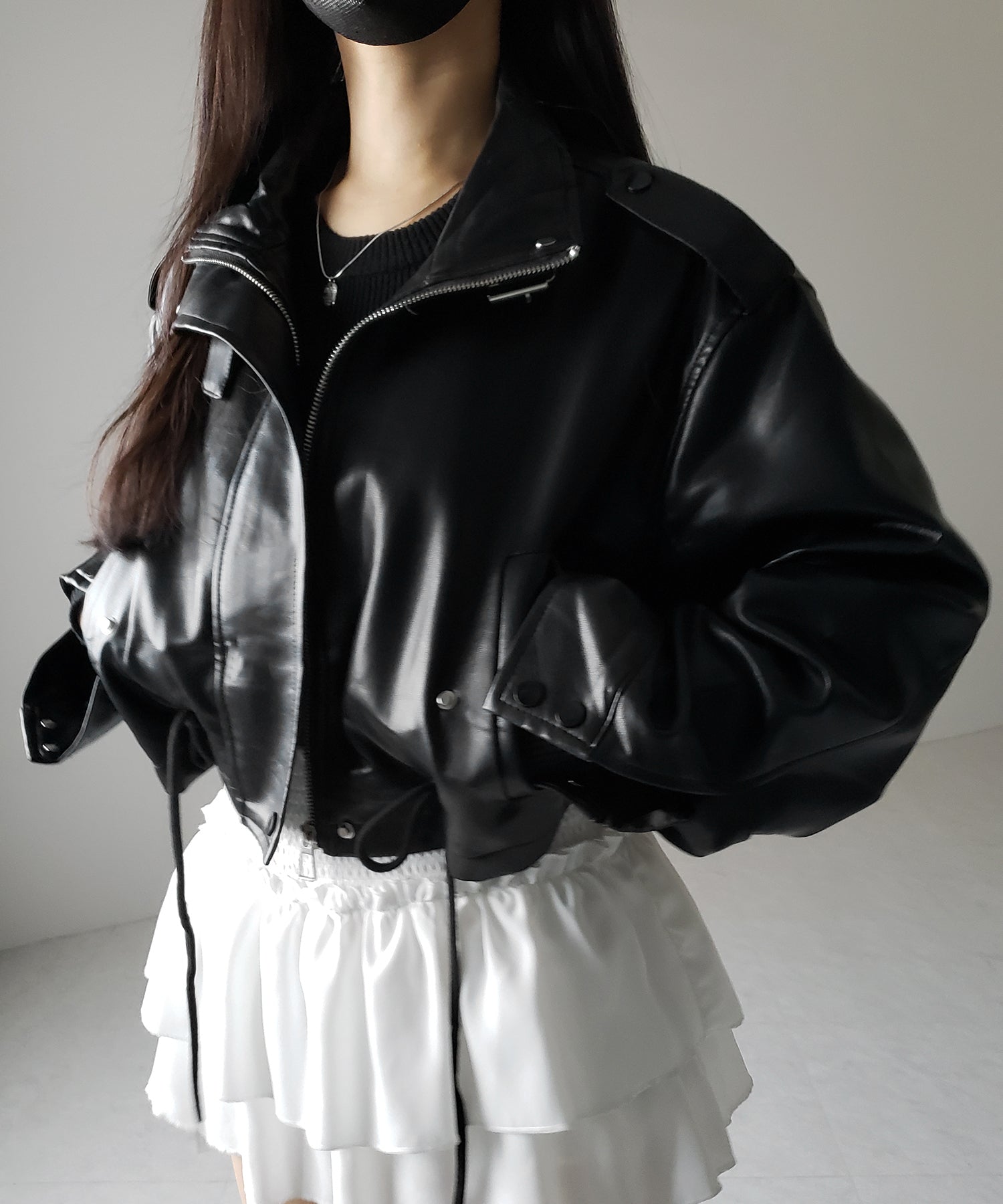 【 ２WAY 】スタンドカラーベルテッドフェイクレザーショートブルゾン ／ stand collar belted fake leather short blouson