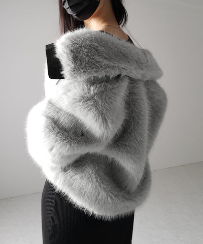 【 ２WAY 】ジップアップレザードッキングフェイクファーコート ／ zip up leather docking fake fur coat