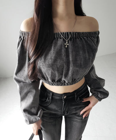【 ２color 】ヴィンテージデニムギャザーオフショルトップス ／ vintage denim gathered off shoulder tops