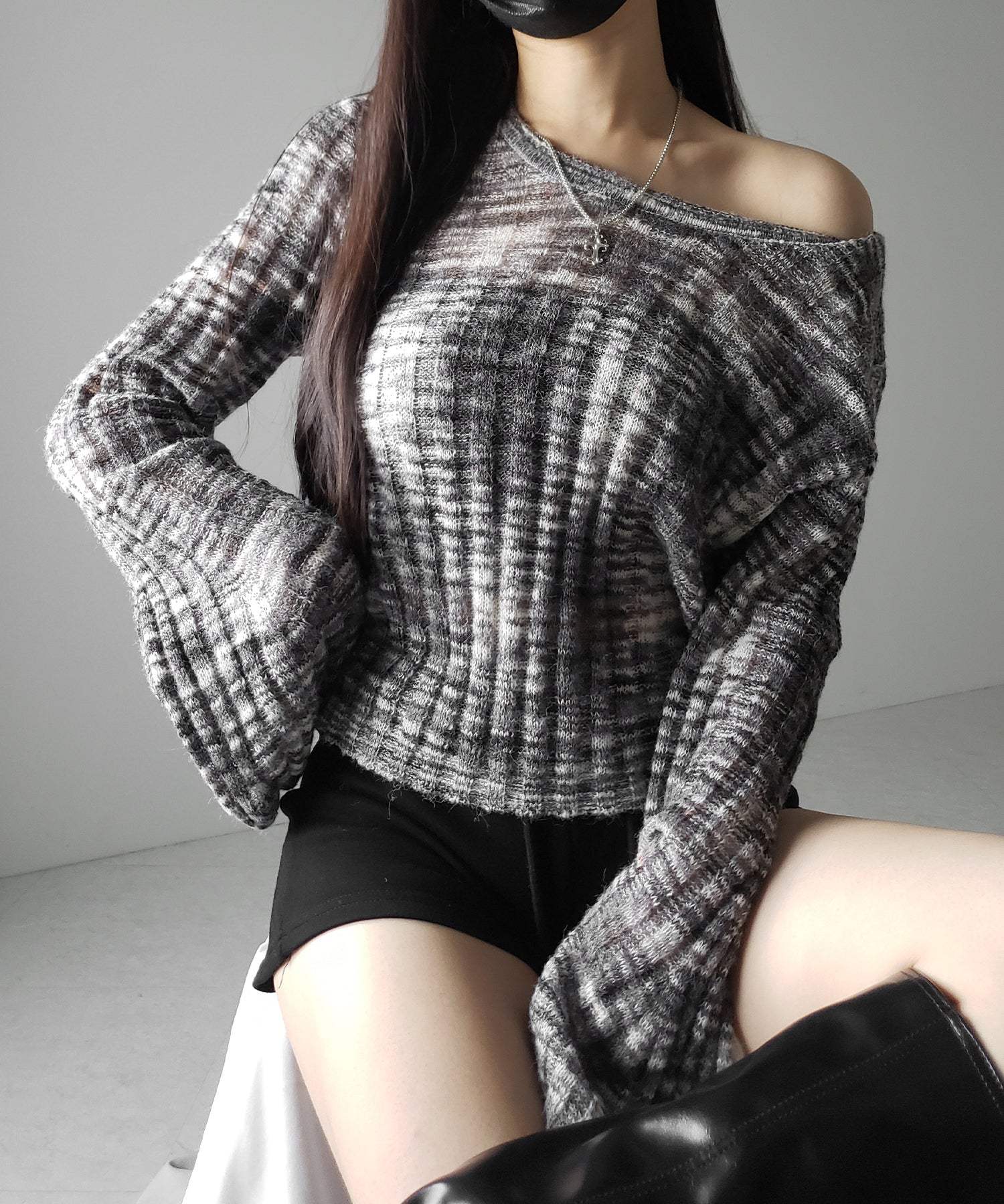 メランジルーズシアーリブニット ／ melange loose sheer rib knit