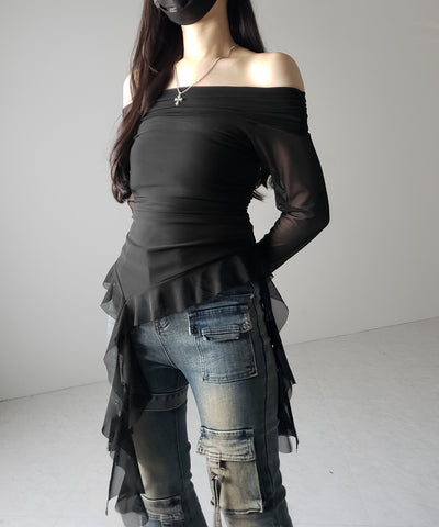 【 ２color 】アシンメトリーフリルオフショルシアートップス ／ asymmetrical frill off-shoulder sheer tops