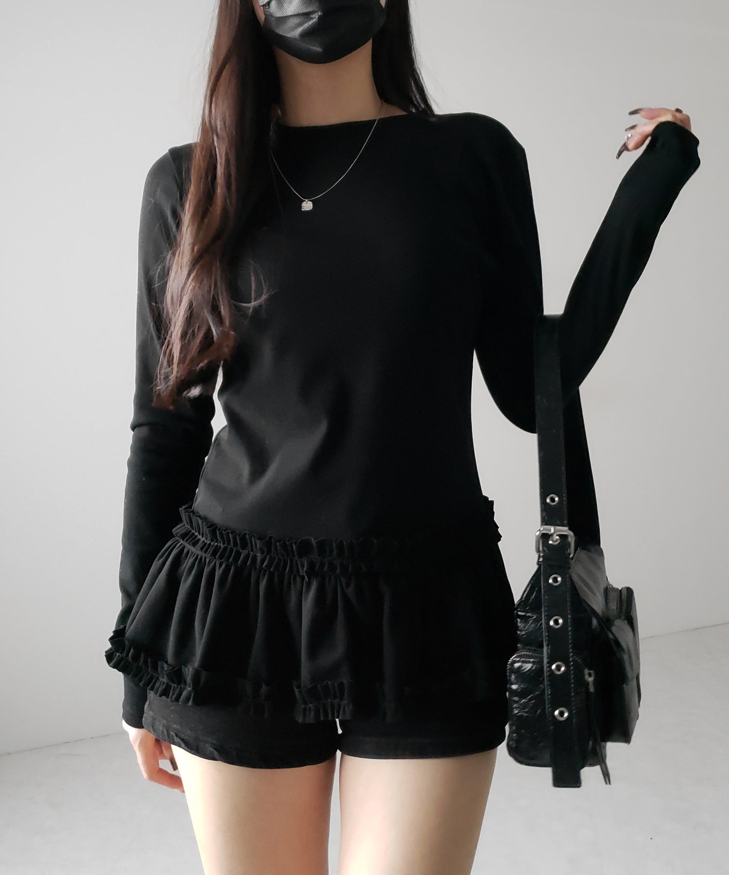 【 ３color 】裾フリルレイヤード長袖トップス ／ hem frill layered long sleeve tops