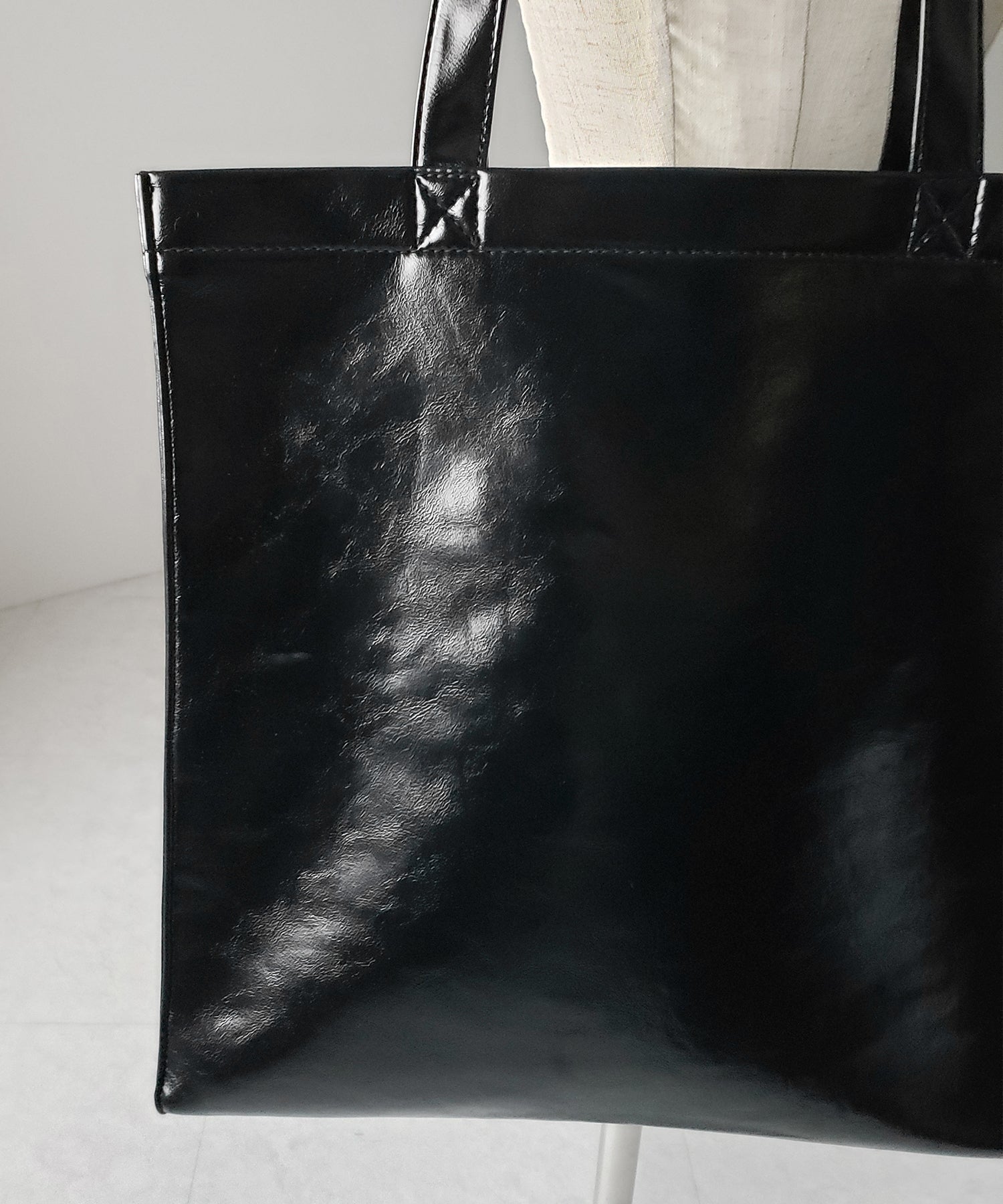 【 ２color ／ 大容量 】フェイクレザービッグスクエアトートバッグ ／ fake leather big square tote bag