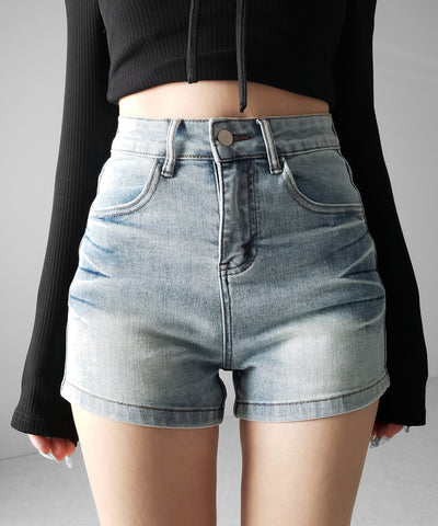 ハイウエストタイトデニムショートパンツ ／ high waist tight short pants