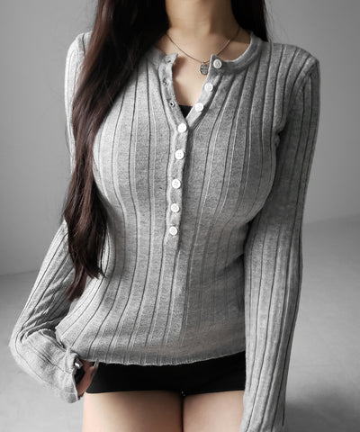 スリムフィットヘンリーネックリブトップス ／ slim fit henley neck ribbed tops