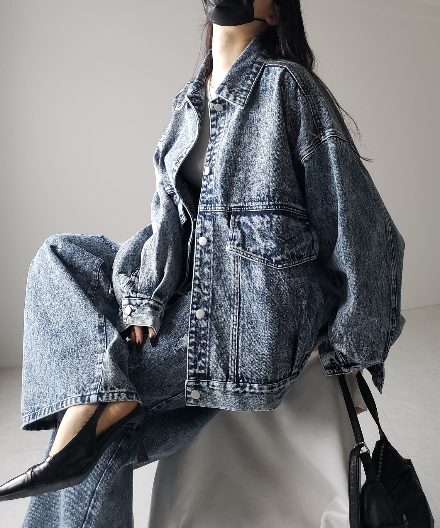 【 デニムセットアップ着用可能 】ヴィンテージケミカルブリーチタックダメージワイドデニム ／ vintage chemical bleach tuck damage wide denim