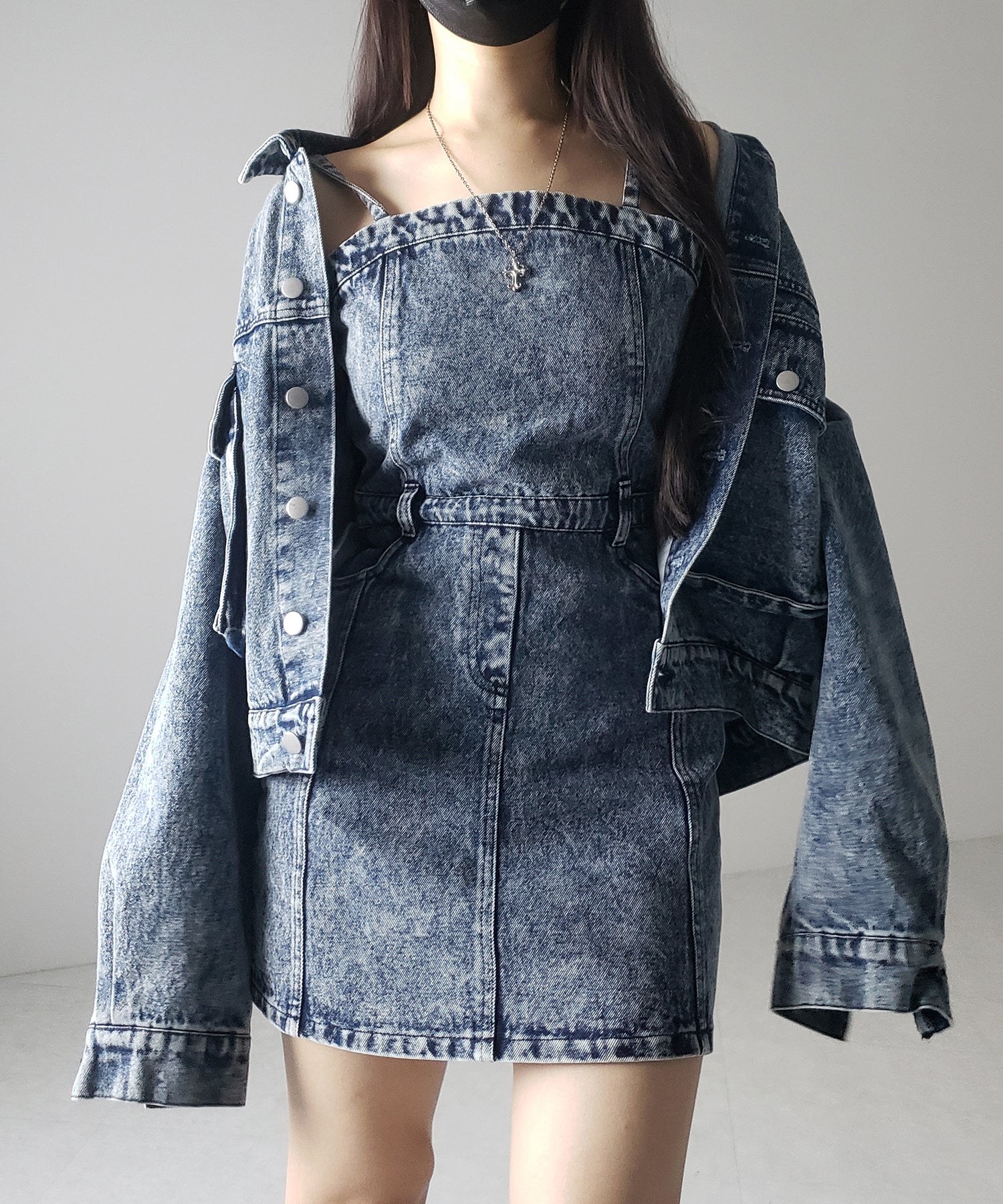 【 セットアップ着用可能 】ヴィンテージケミカルブリーチストラップデニムキャミワンピース ／ vintage chemical bleach strap denim cami onepiece
