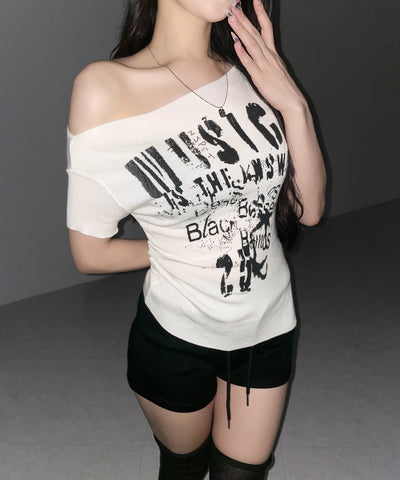 グランジロゴプリント半袖スリムニットトップス ／ grunge logo print shortsleeve slim knit tops