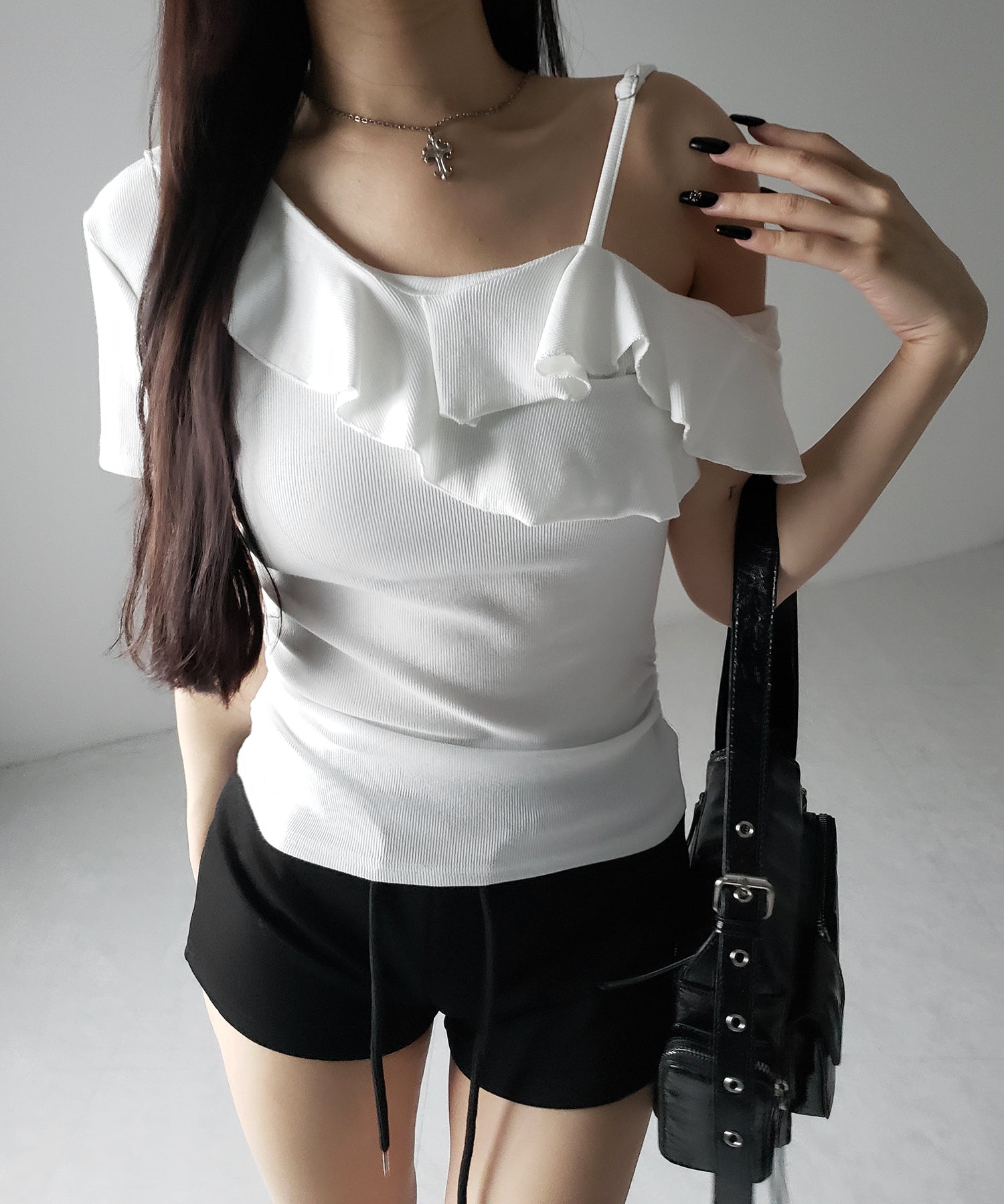 【 ３color 】ワンショルストラップフリルリブTシャツ ／ one shoulder strap frill ribbed T-shirt
