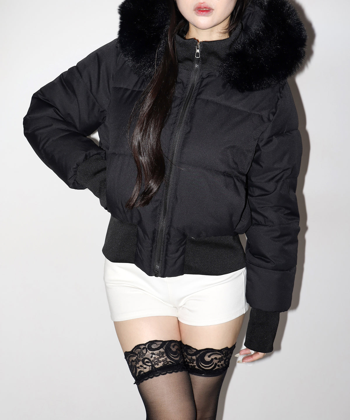 フェイクファーフード中綿ショートジャケット ／ fake fur hoodie fake down short jacket
