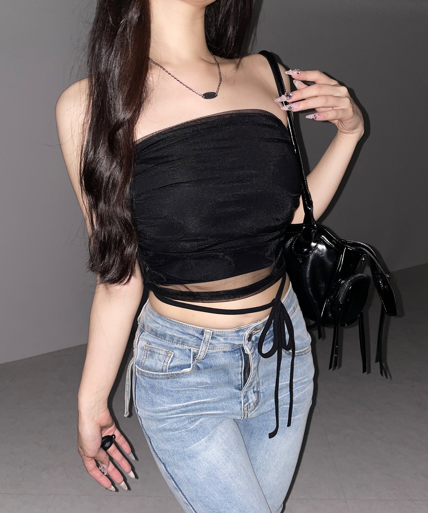 ウエストクロスチュールドッキングベアトップ ／ waist cross tulle docking bare top
