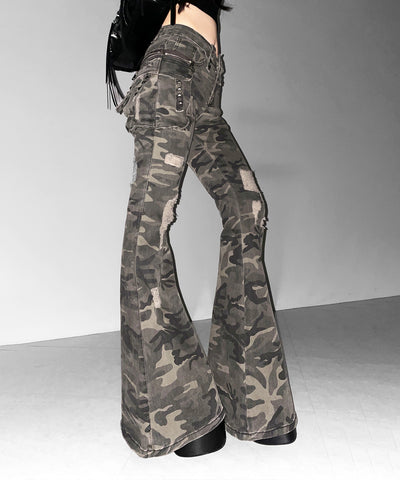 ヴィンテージカモフラ迷彩ダメージフレアデニムパンツ ／ vintage camouflage damage flared denim pants