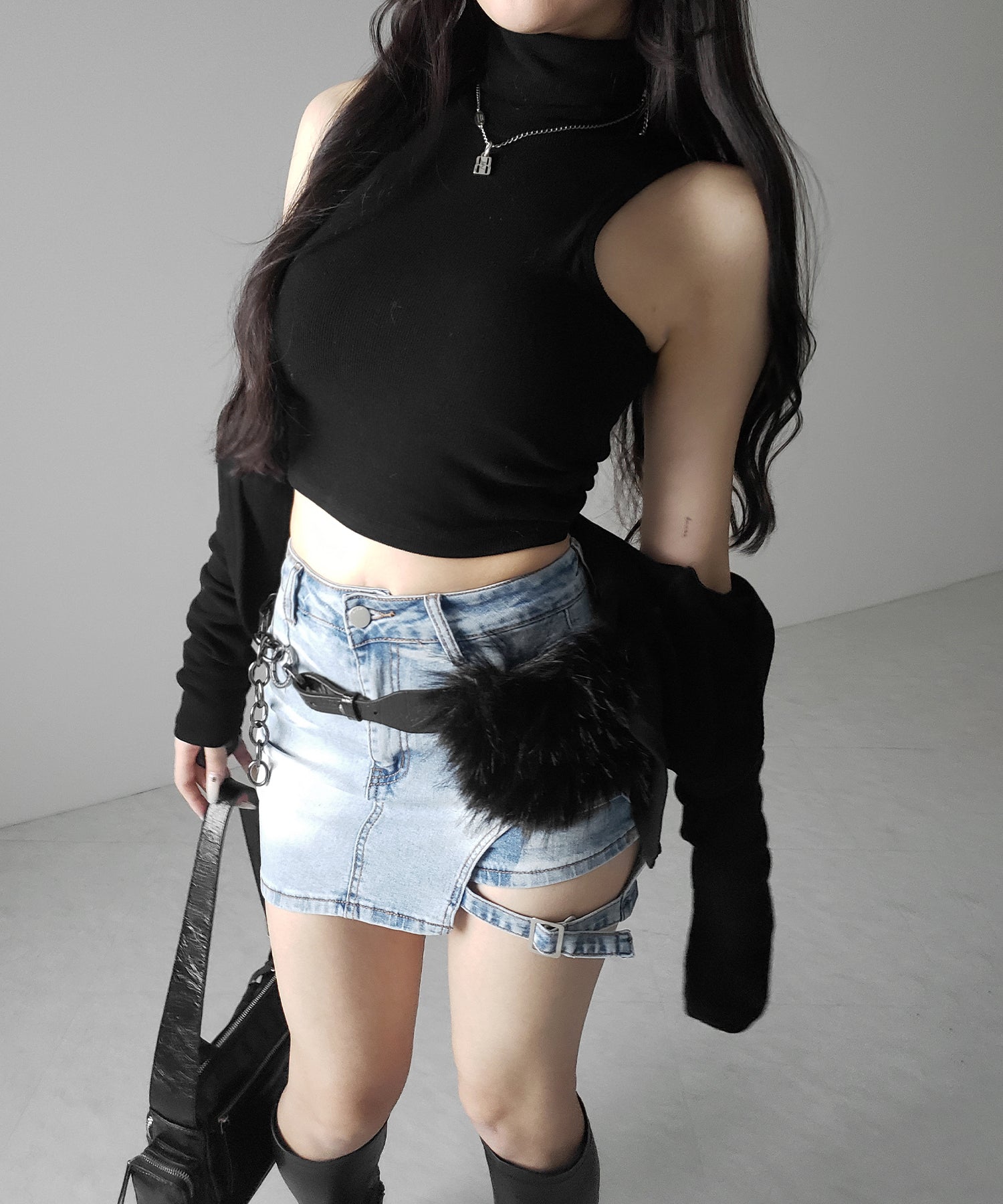 【 インパン裏地付 】カットアウトベルトストラップデニムミニスカパン ／ cutout belt strap denim mini skirt pants