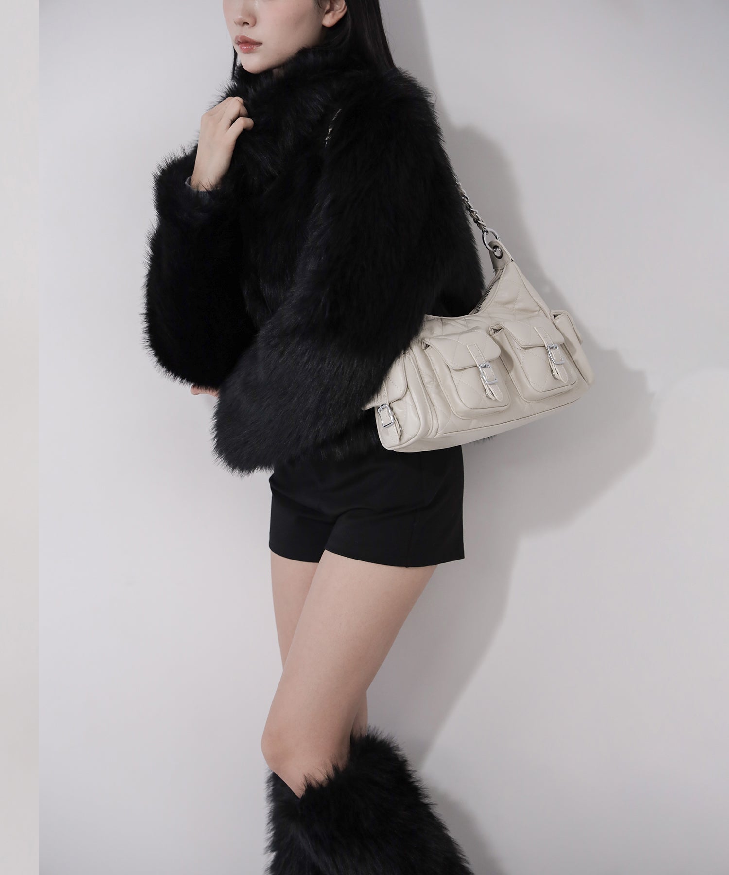 【 ２WAY 】アウトポケットキルティングチェーンショルダーバッグ ／ 2WAY out pocket quilting chain shoulder bag