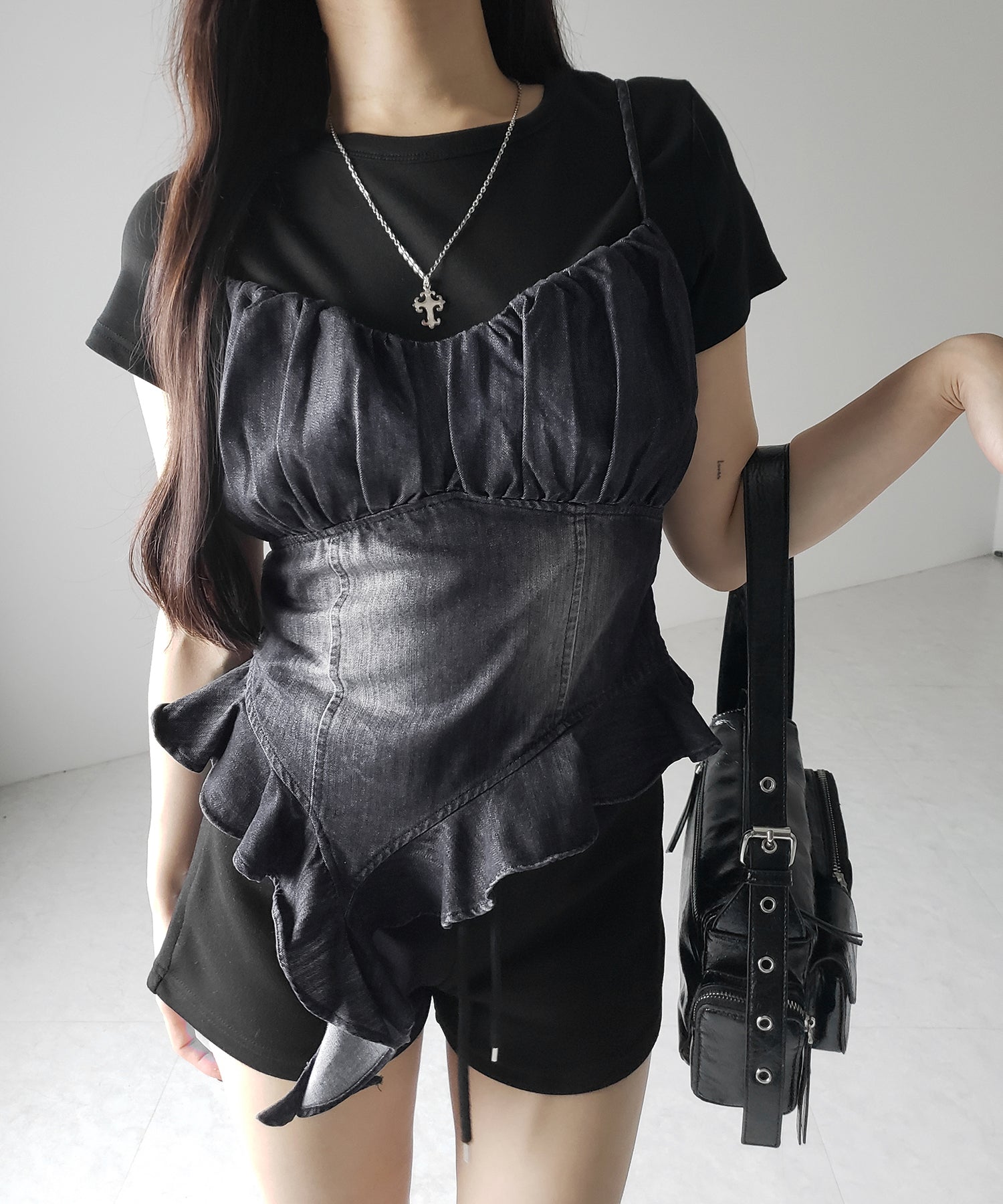 【 ２点セット 】ヴィンテージデニムビスチェ ＆ 半袖レイヤードＴシャツセット ／ vintage denim bustier & short sleeve layered Ｔ-shirts set