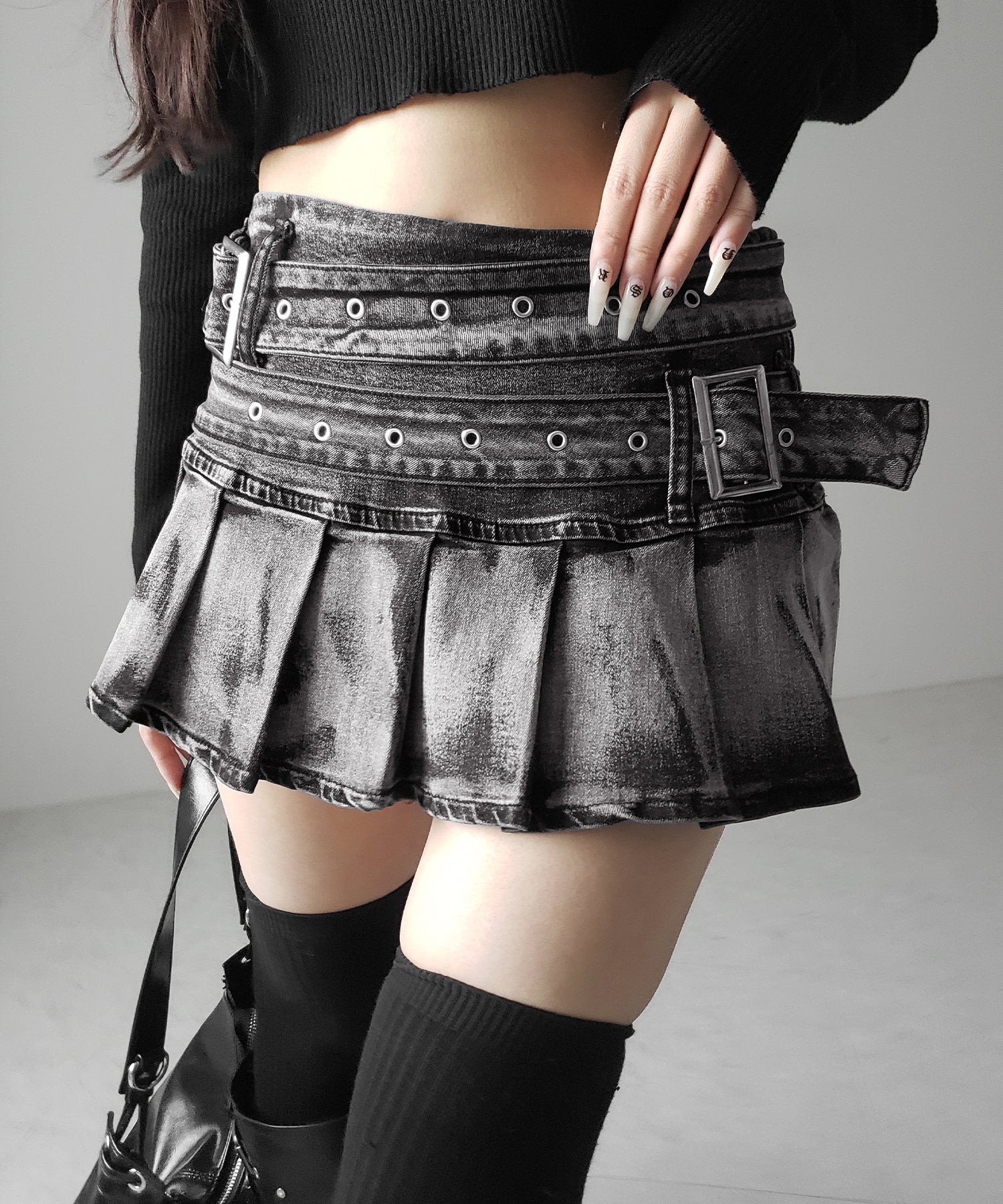 【 インパン裏地付 】ダブルベルトヴィンテージデニムプリーツミニスカート ／ double belt vintage denim pleats mini skirt