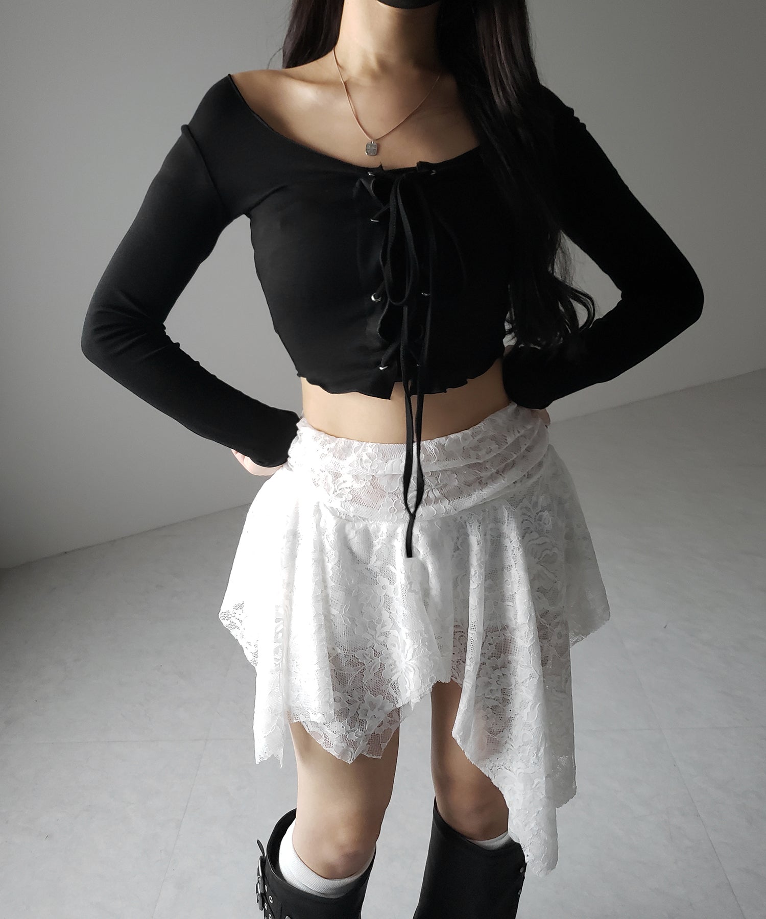 【 ３color 】レースアップフロントリボンショートスリムトップス ／ lace up front ribbon short slim tops