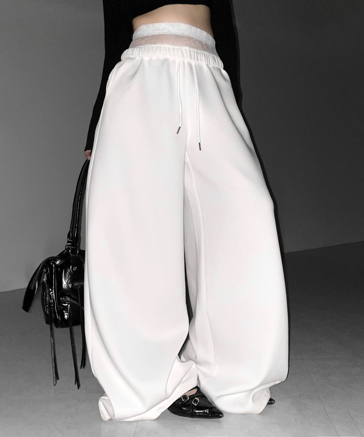ウエストレースレイヤードスウェットパンツ ／ waist lace layered sweat pants