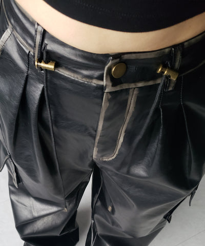 ヴィンテージフェイクレザーツータックワイドカーゴパンツ ／ vintage fake leather ２tuck wIde cargo pants