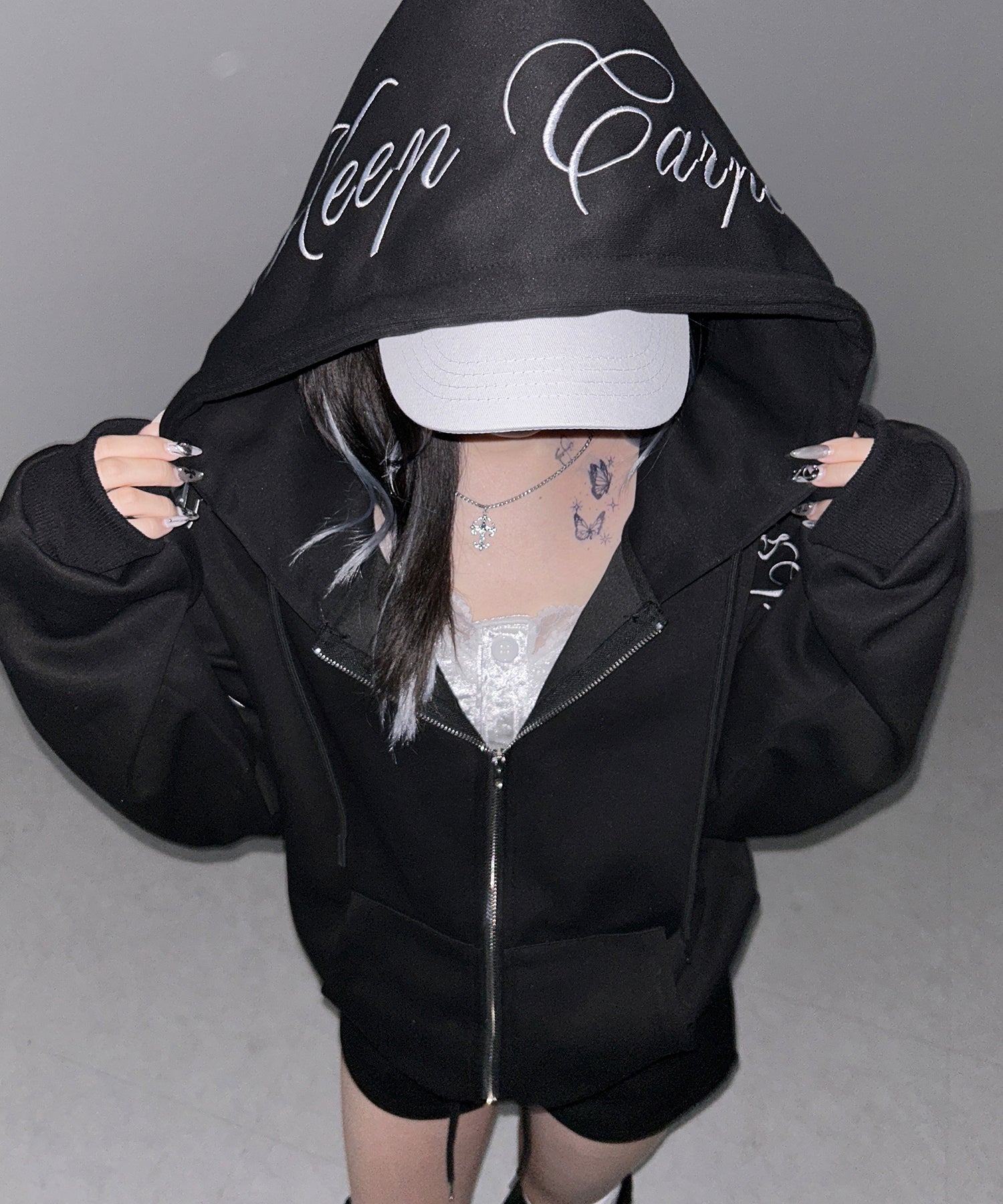 【 セットアップ 】レタリングロゴ刺繍ジップアップパーカー＆ショートパンツ ／ lettering logo embroidery zip-up hoodie ＆ short pants SETUP