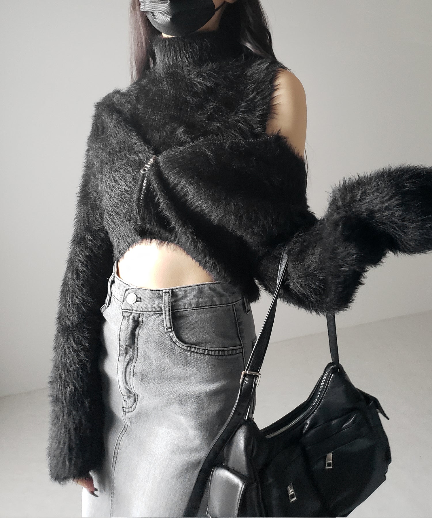 【 ３color 】タートルネックショートシャギーノースリニットトップス ／ turtleneck short shaggy nosleeve knit tops