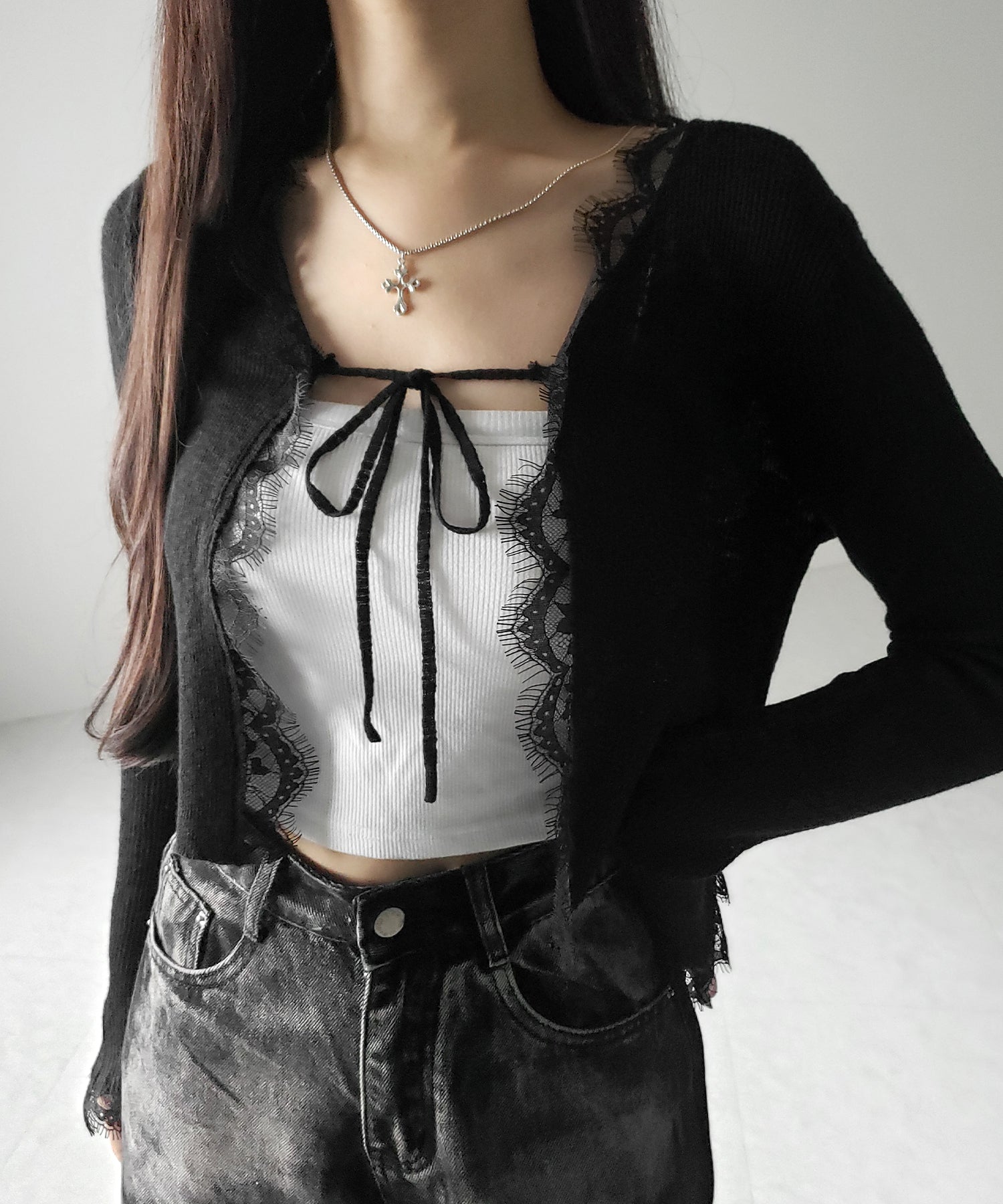 【 ２color 】レースドッキングフロントリボンシアーニットカーディガン ／ lace docking front ribbon sheer knit cardigan