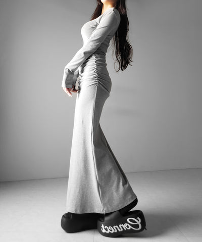 スクエアネックシャーリングマーメイド長袖ロングタイトワンピ ／ Square neck shirring mermaid long-sleeved long tight onepiece
