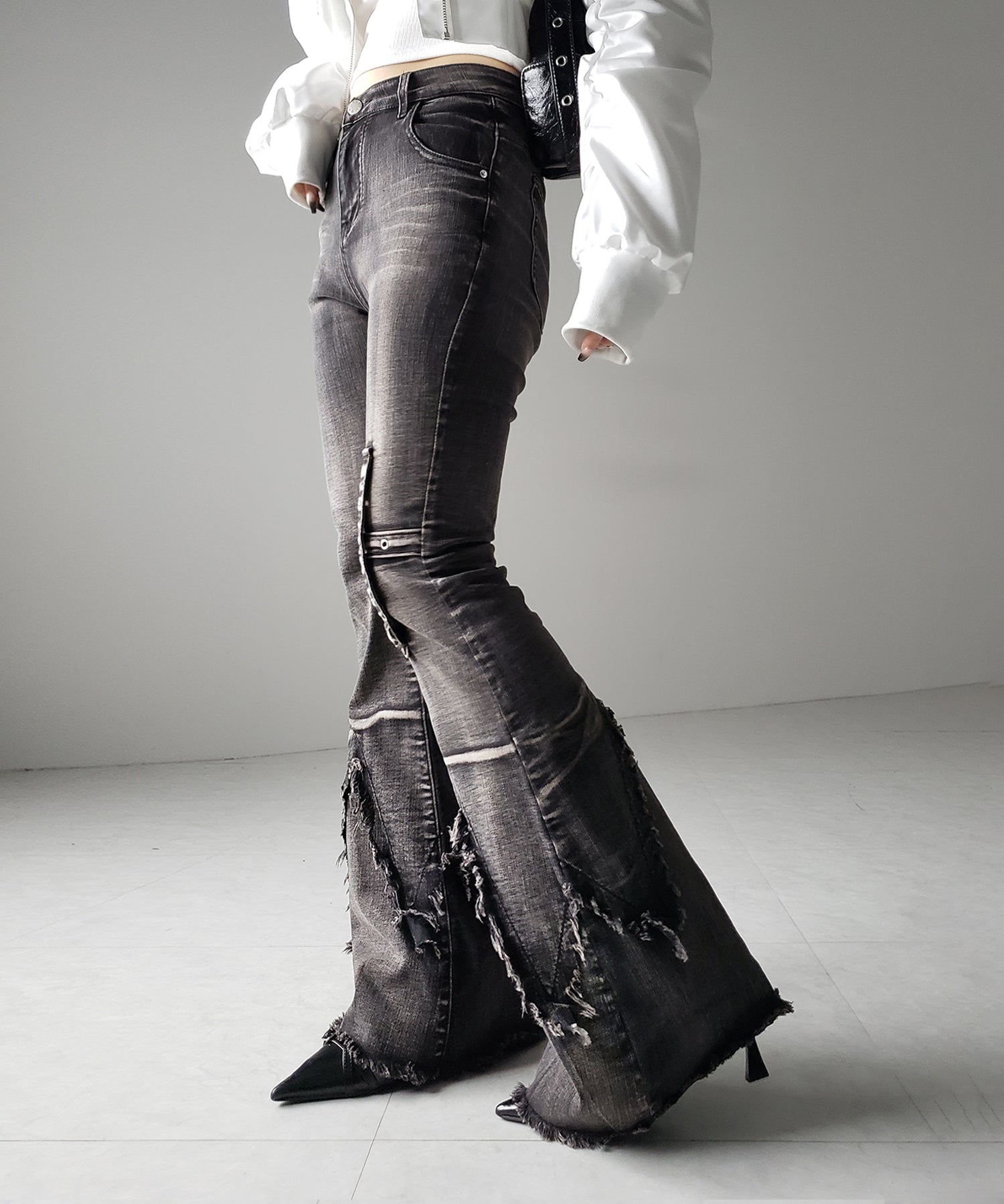 【 ２color ／ ４size 】クロスデザインヴィンテージライクフリンジストレッチフレアデニム ／ cross design vintage-like fringe stretch flare denim