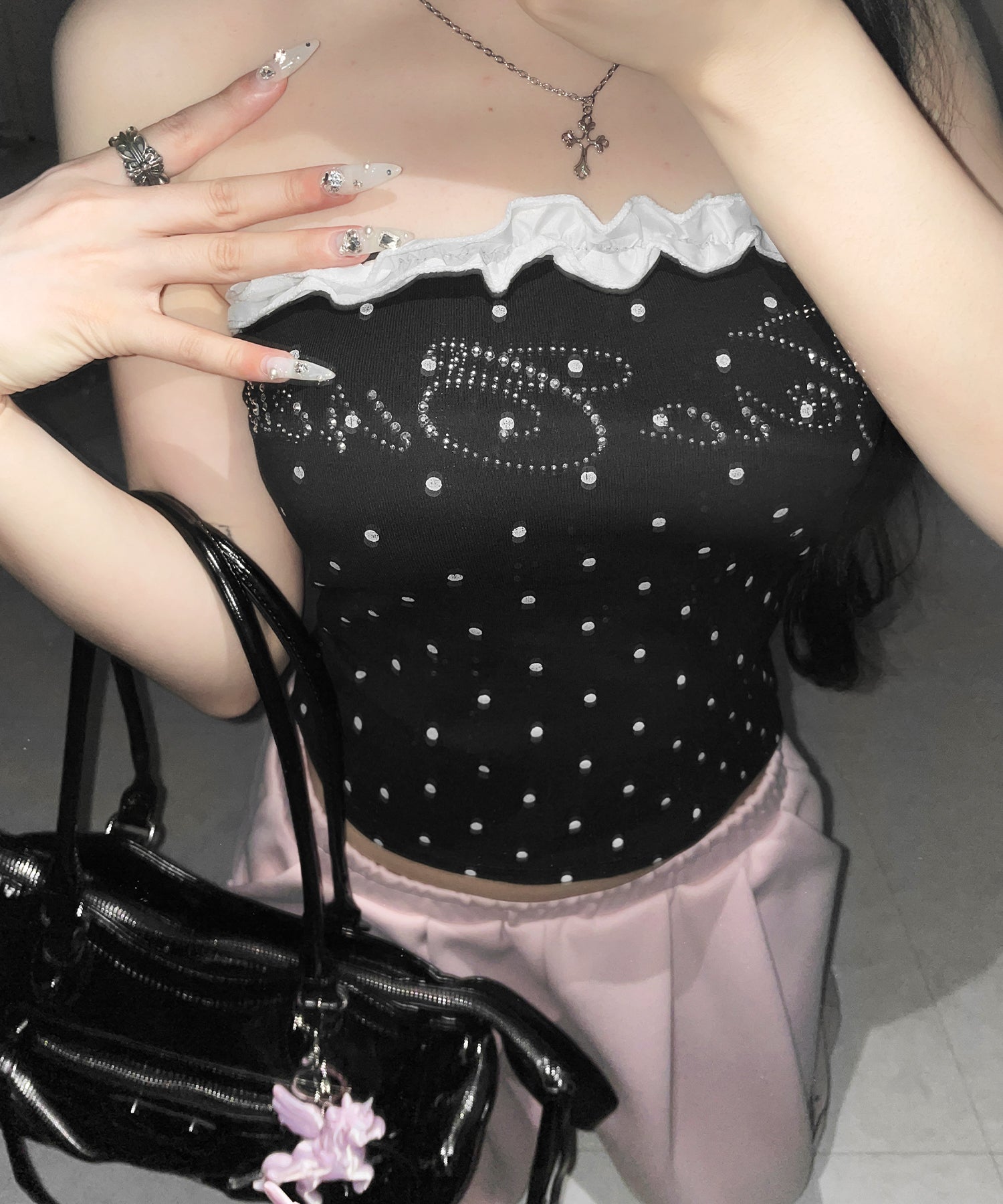 ラインストーンドットフリルベアトップス ／ Rhinestone dot frill bare tops