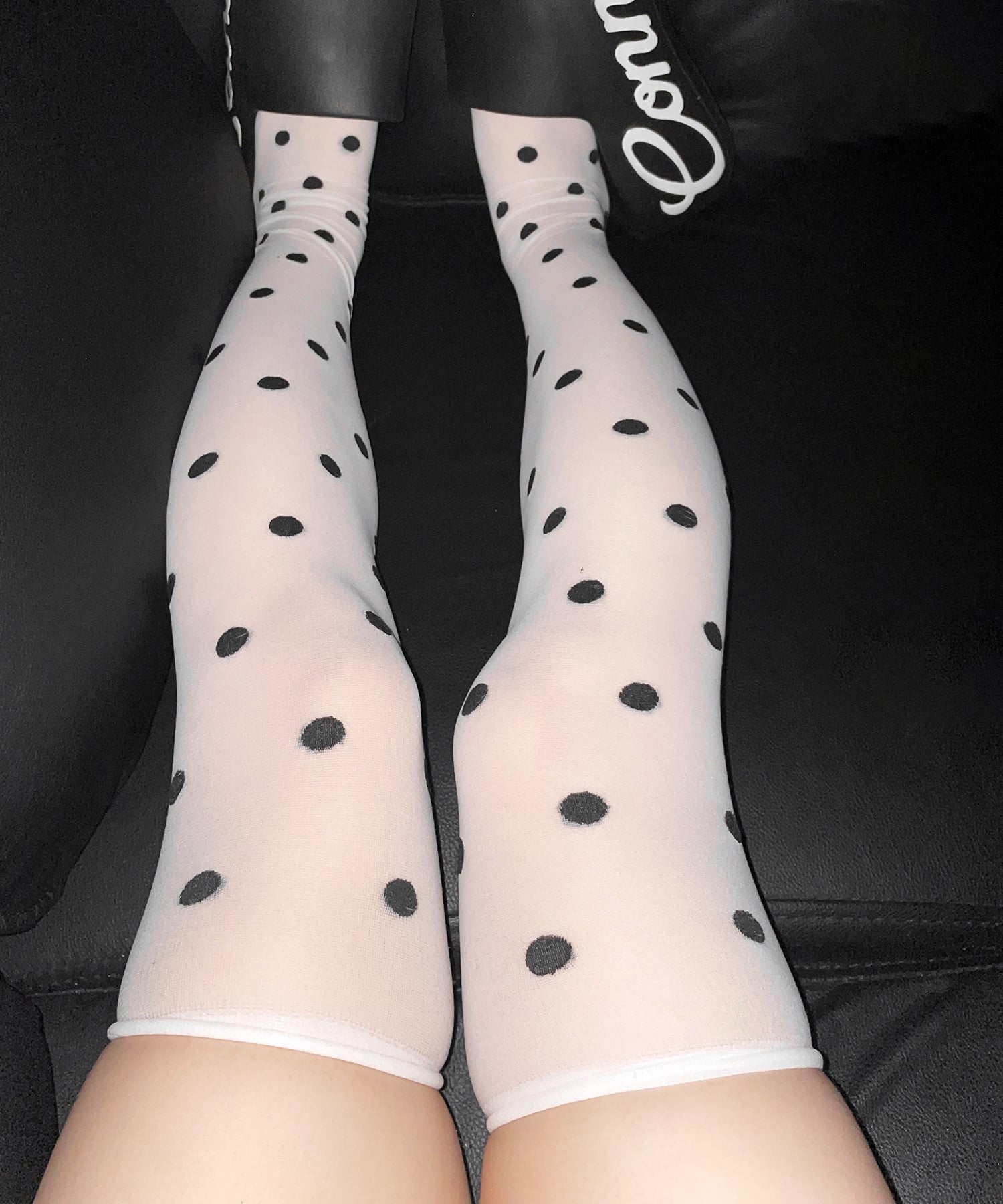 ドットニーハイシアーハイソックス ／ Dot knee high sheer high socks