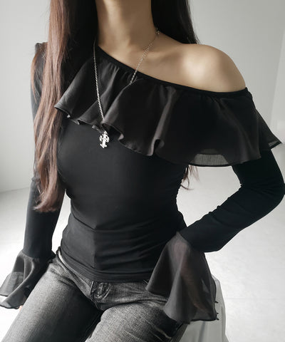【 ２color 】ワンショルボリュームフリルカットソートップス ／ one shoulder volume frill cutsew tops