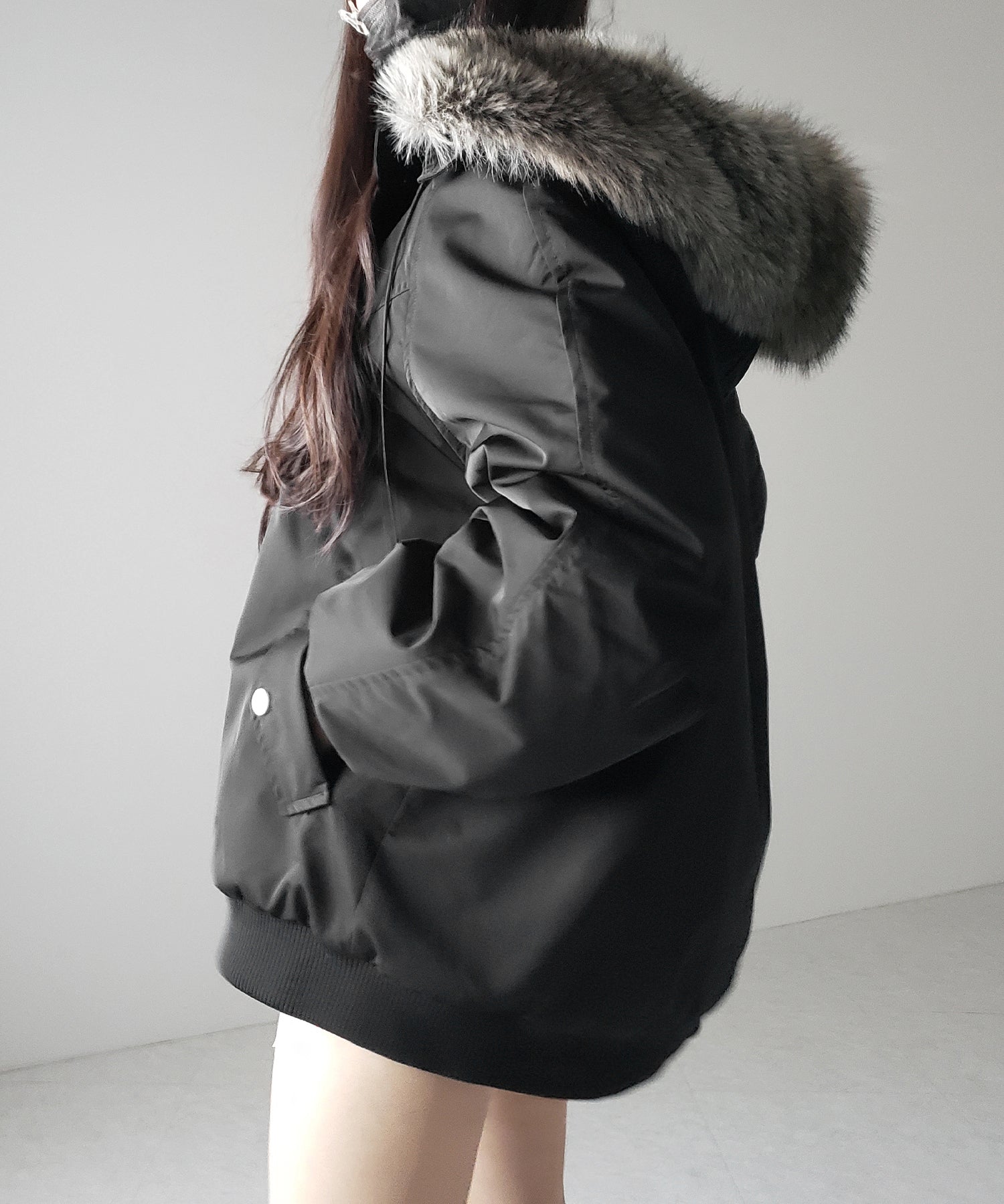 フェイクファーフーディビッグダウンジャケット ／ fake fur hoodie