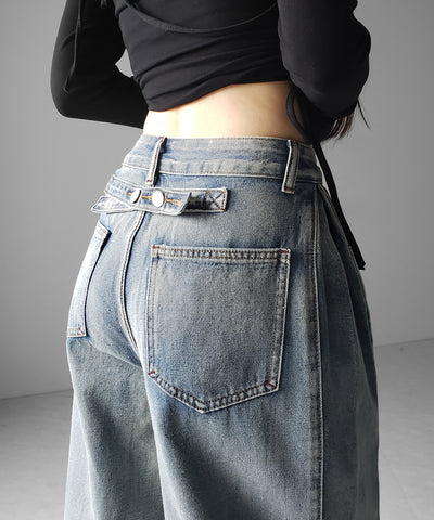 ヴィンテージライクウォッシュカーブワイドデニム ／ vintage like wash curve wide denim