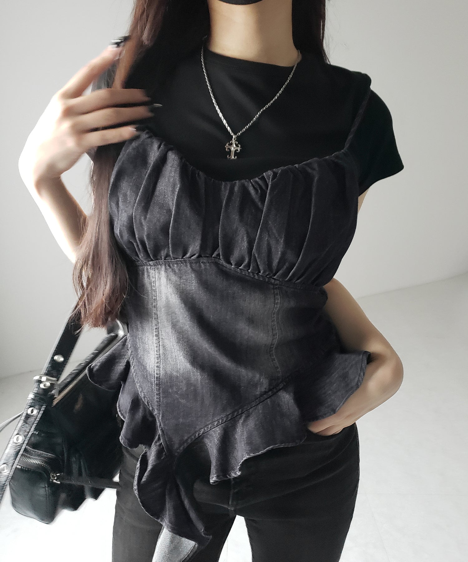 【 ２点セット 】ヴィンテージデニムビスチェ ＆ 半袖レイヤードＴシャツセット ／ vintage denim bustier & short sleeve layered Ｔ-shirts set